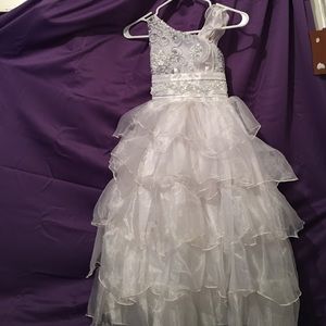 White dress size 8