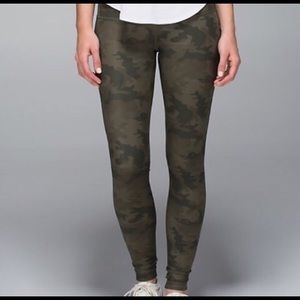 Lululemon Athletia Camo Wunder Under Pant