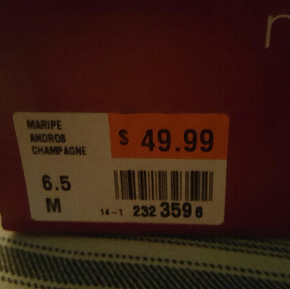 Shoes - Picture 4 of 4