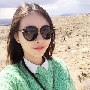 Meet your Posher, Lu