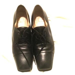 Ferragamo black leather shoes