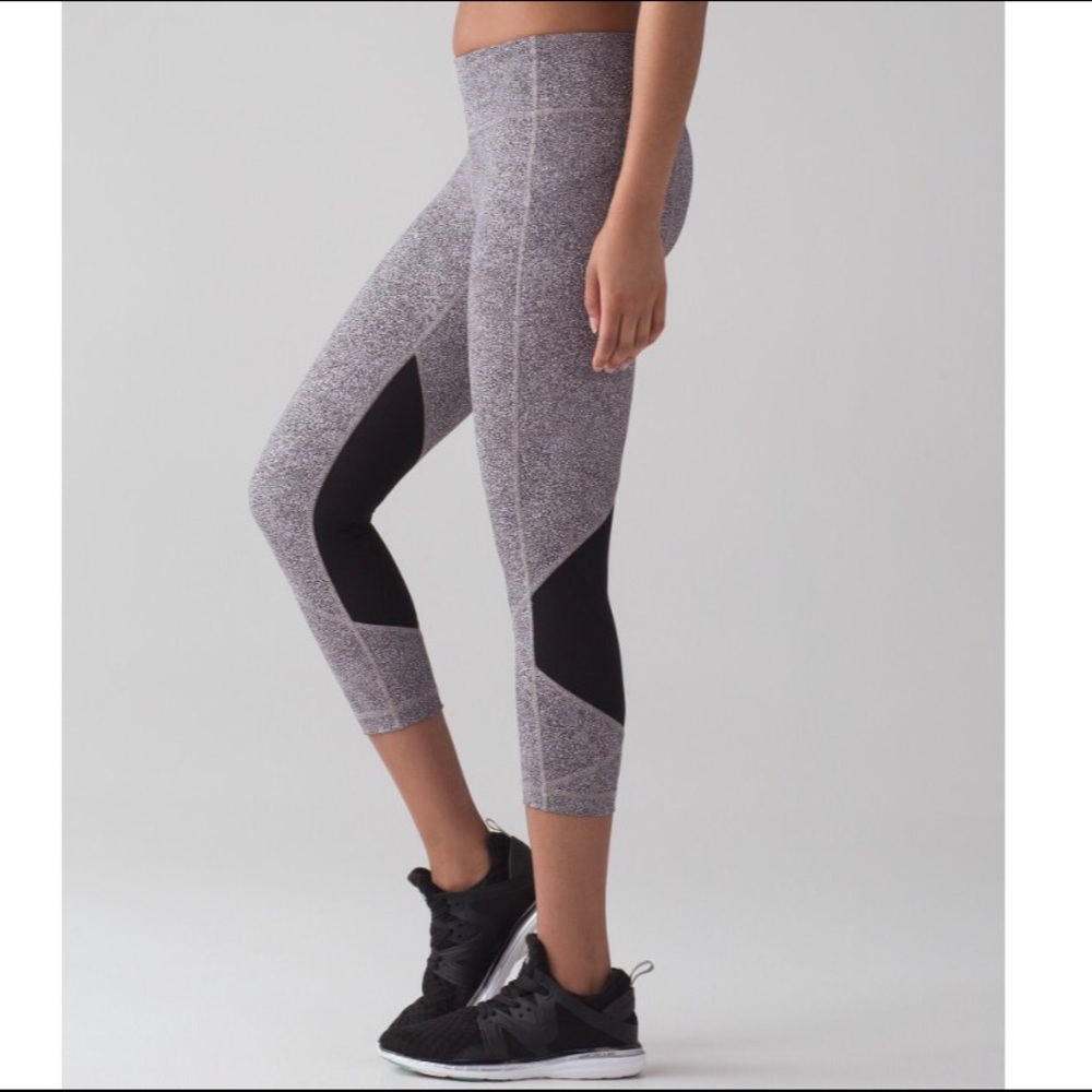 Lululemon Crop Yoga Pants