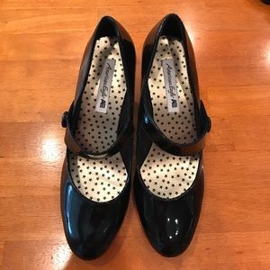 American Eagle MaryJanes size 8.5
