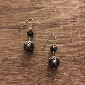 Gray & black beaded earrings