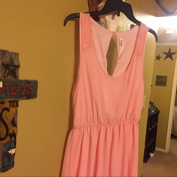 Pink high low dress - Picture 3 of 3