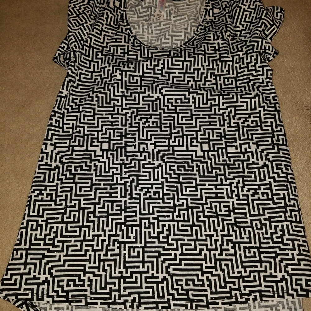 Lularoe Classic T XS