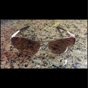 Oakley white and silver authentic