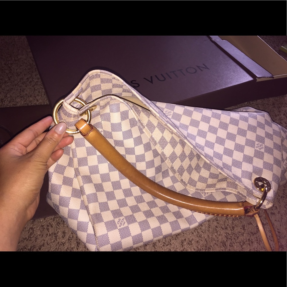 🏵Sold 🏵louis vuitton artsy mm damier azur canva