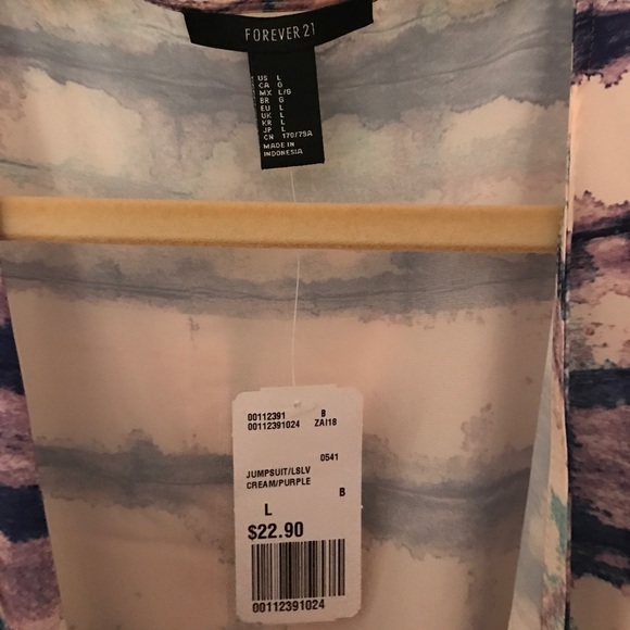 Romper - Picture 3 of 3