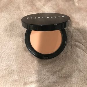 Bobbi Brown Bronzer in Golden Light
