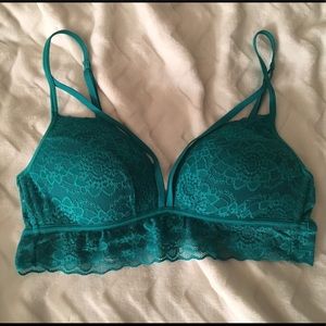 victoria's secret pink bralette