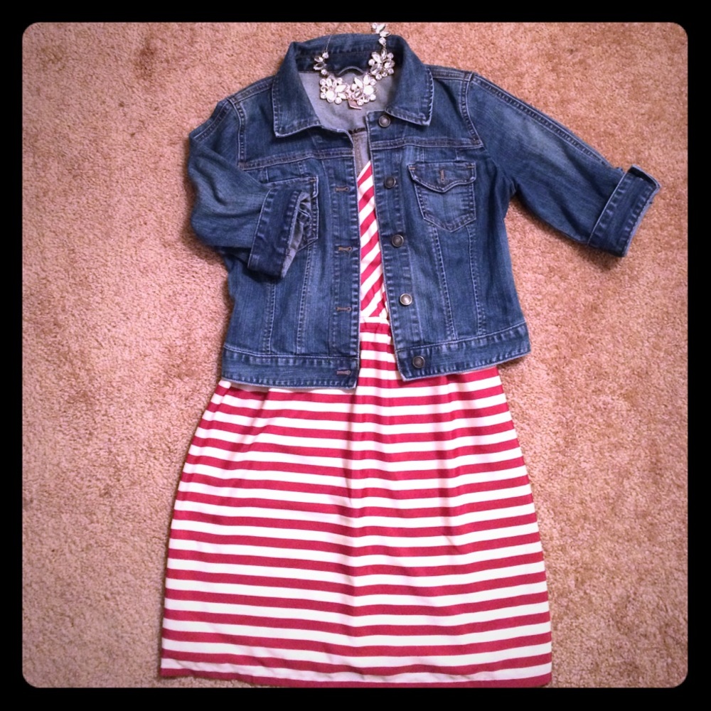 *Closet Closing* LOFT Cranberry Stripped Dress