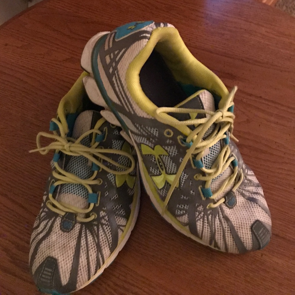 Women's Under Armour running shoes