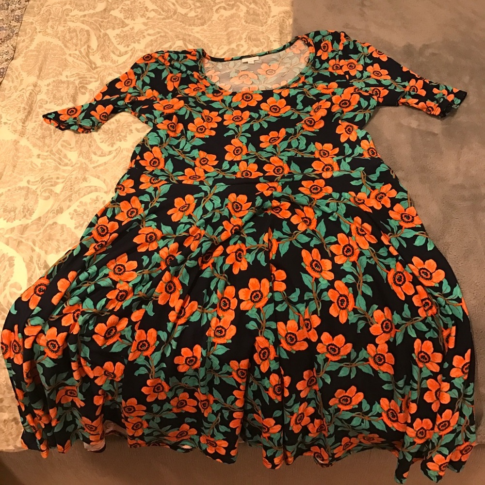 Lularoe dress