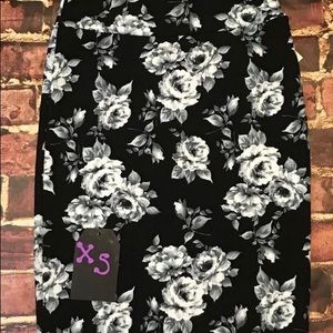 LuLaRoe Cassie Skirt