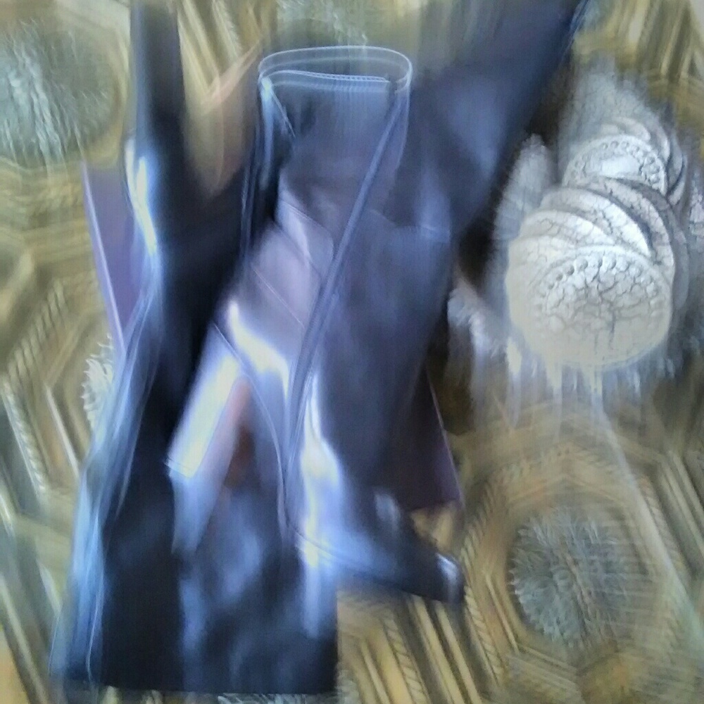 Never Worn Vince Camuto