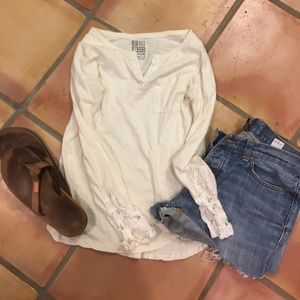 Lace cuff white tee