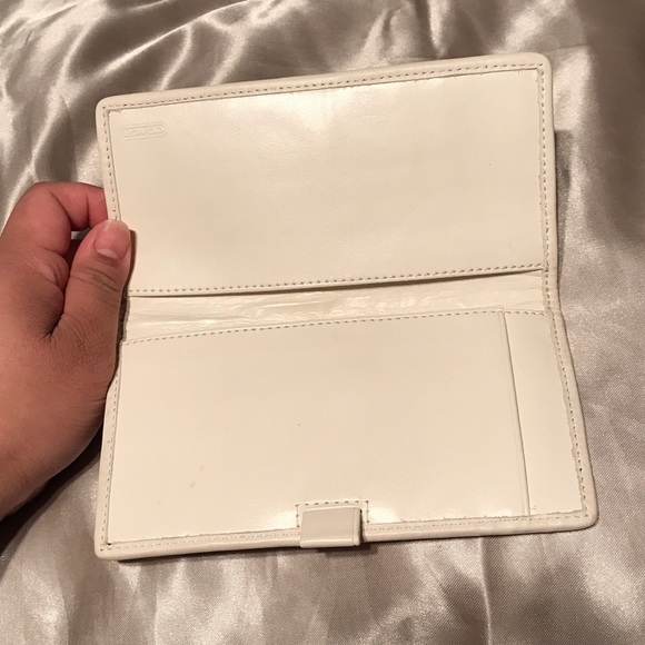 Coach wallet - Picture 2 of 2
