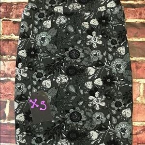 LuLaRoe Cassie Skirt