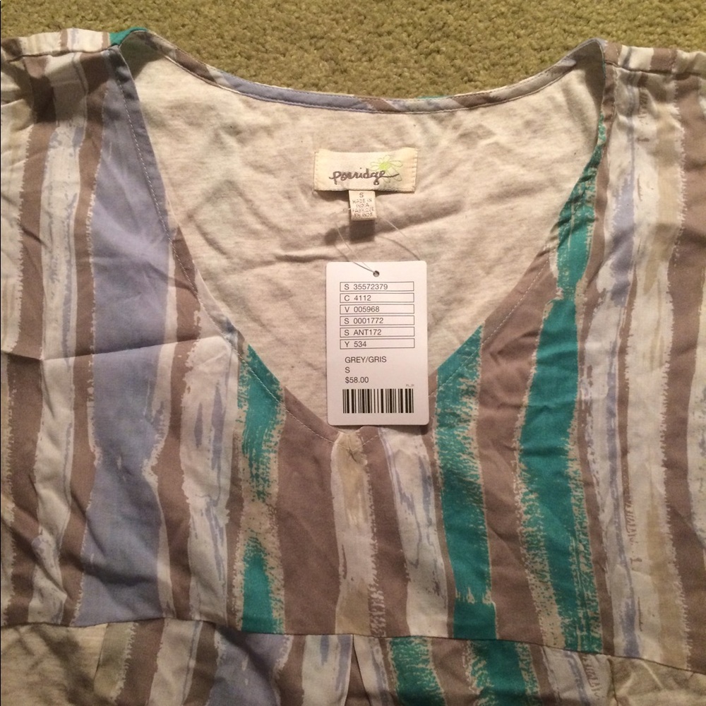 Anthro patterned top - Picture 2 of 3