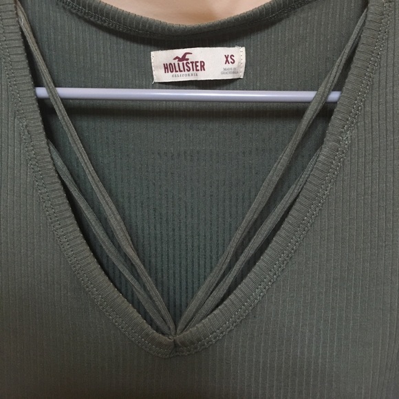 Hollister shirt - Picture 3 of 3