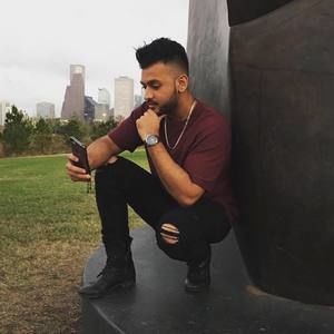 Meet your Posher, Saad