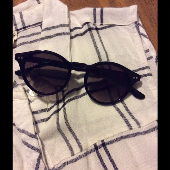 Pacsun LA hearts crop top and sunglasses - Picture 3 of 4