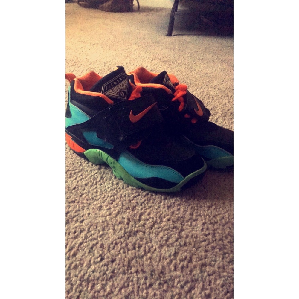Nike Turf sneakers