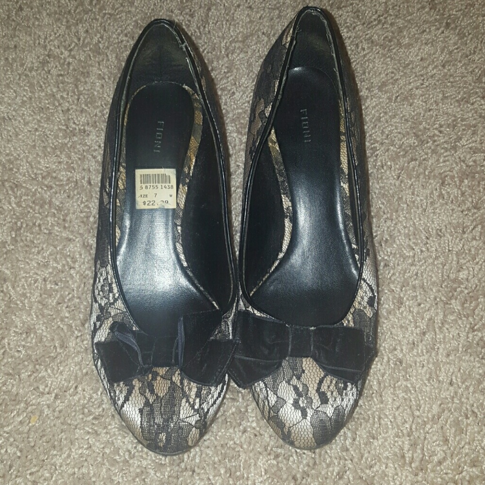 Black lace over tan kitten heel