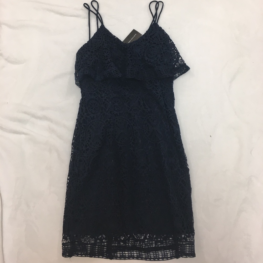 Navy lace form fitting dress