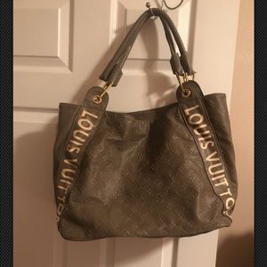 Last Chance! Going to Goodwill soon!