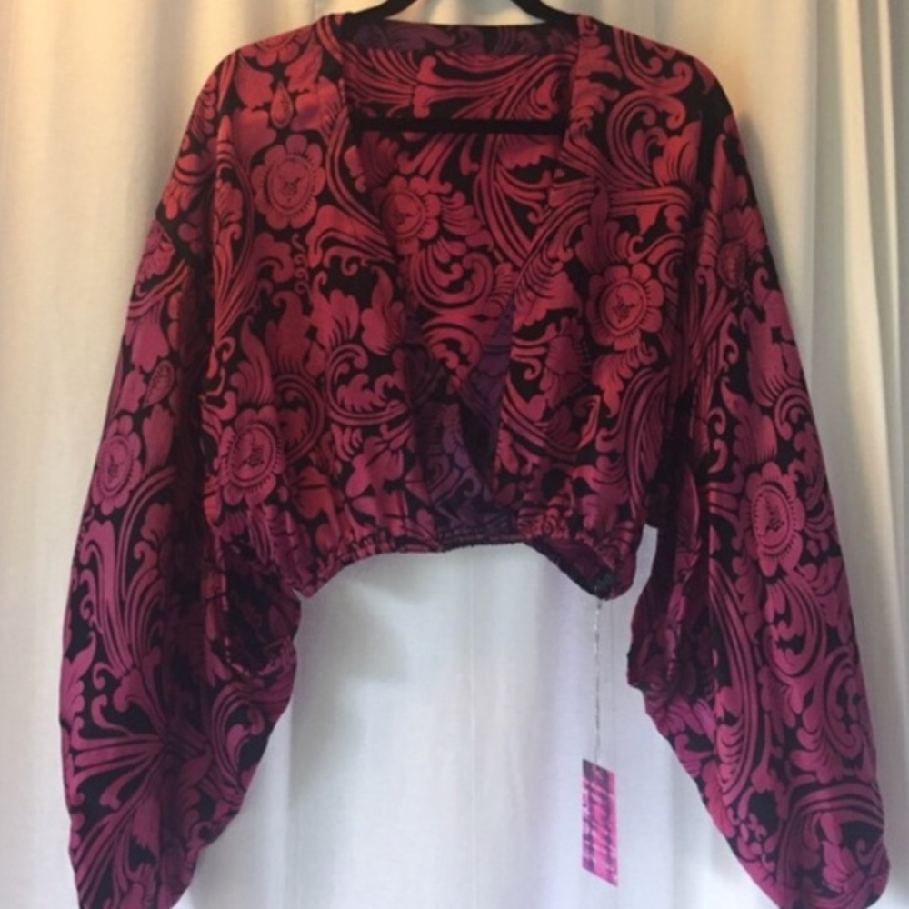 Indah Silk Top 🌙