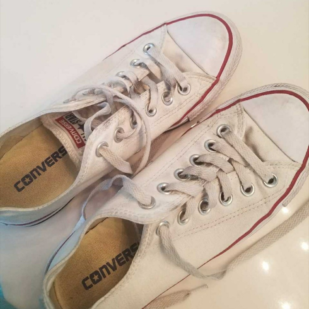 White converse