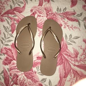 Havaianas flip-flops rose gold