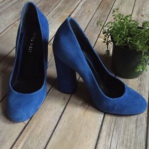❌SOLD❌ Nine West Suede Heels Size 5.5