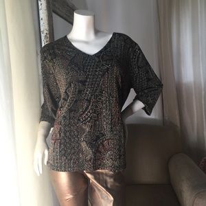 🦉Printed textured boxy v neck short sleevetop