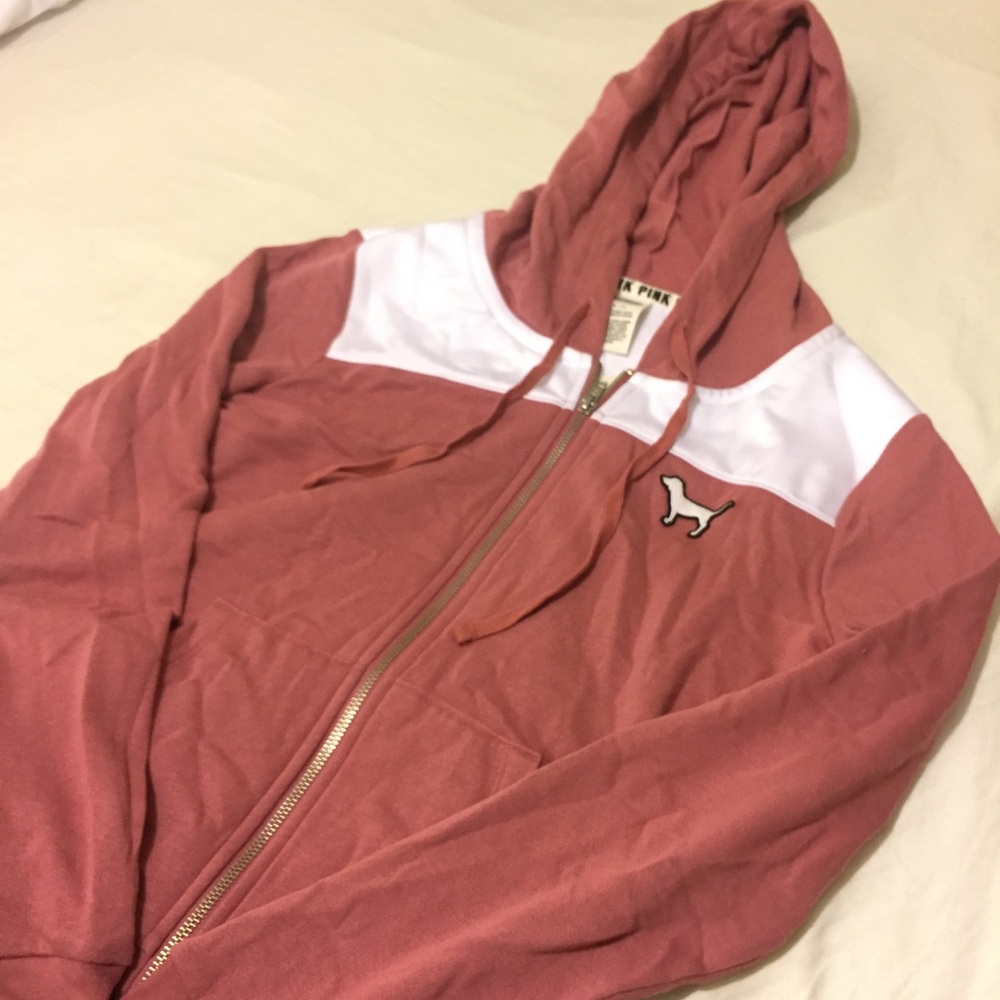 ✨NWT PINK Victoria's Secret floral hoodie✨