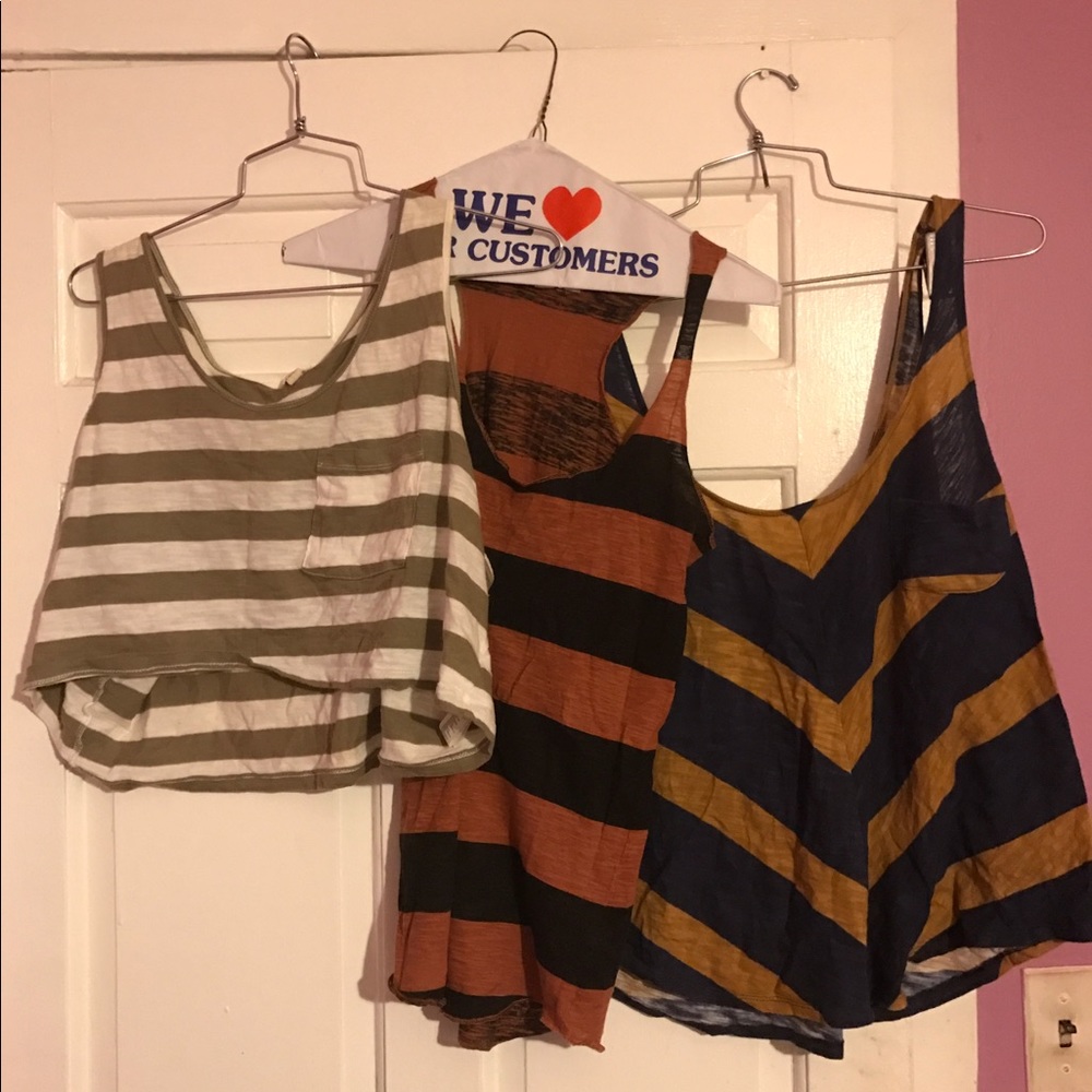 Forever 21 Striped Tank Top Bundle! ✨✨