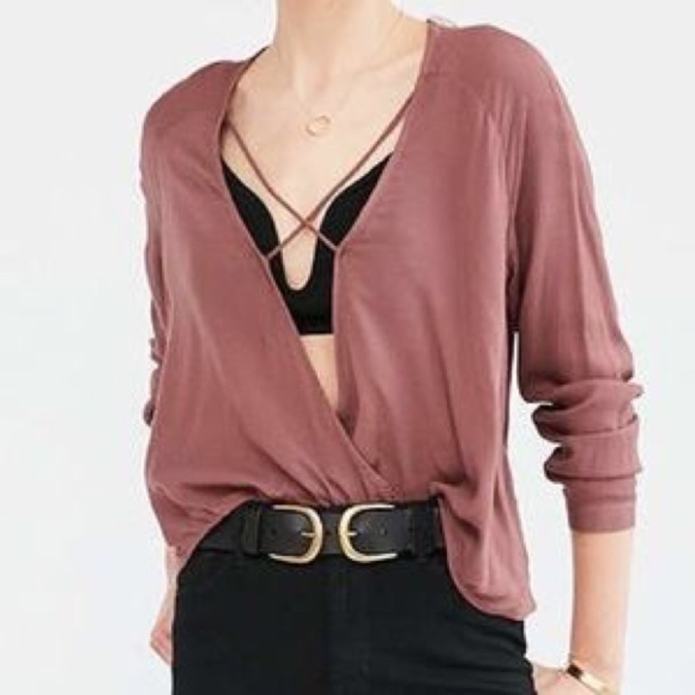 NWOT UO Silence+Noise Mayfair Plunge Surplice Top
