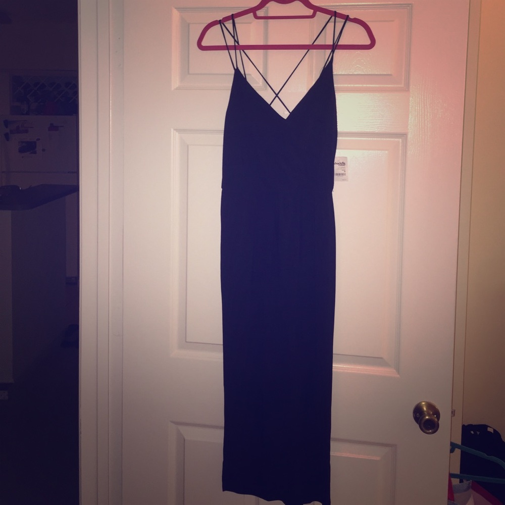 ✨NWT✨ Charlotte Russe Asymmetrical Midi Dress