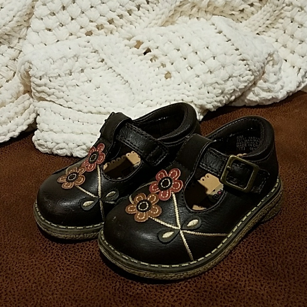 Toddler girl brown shoes