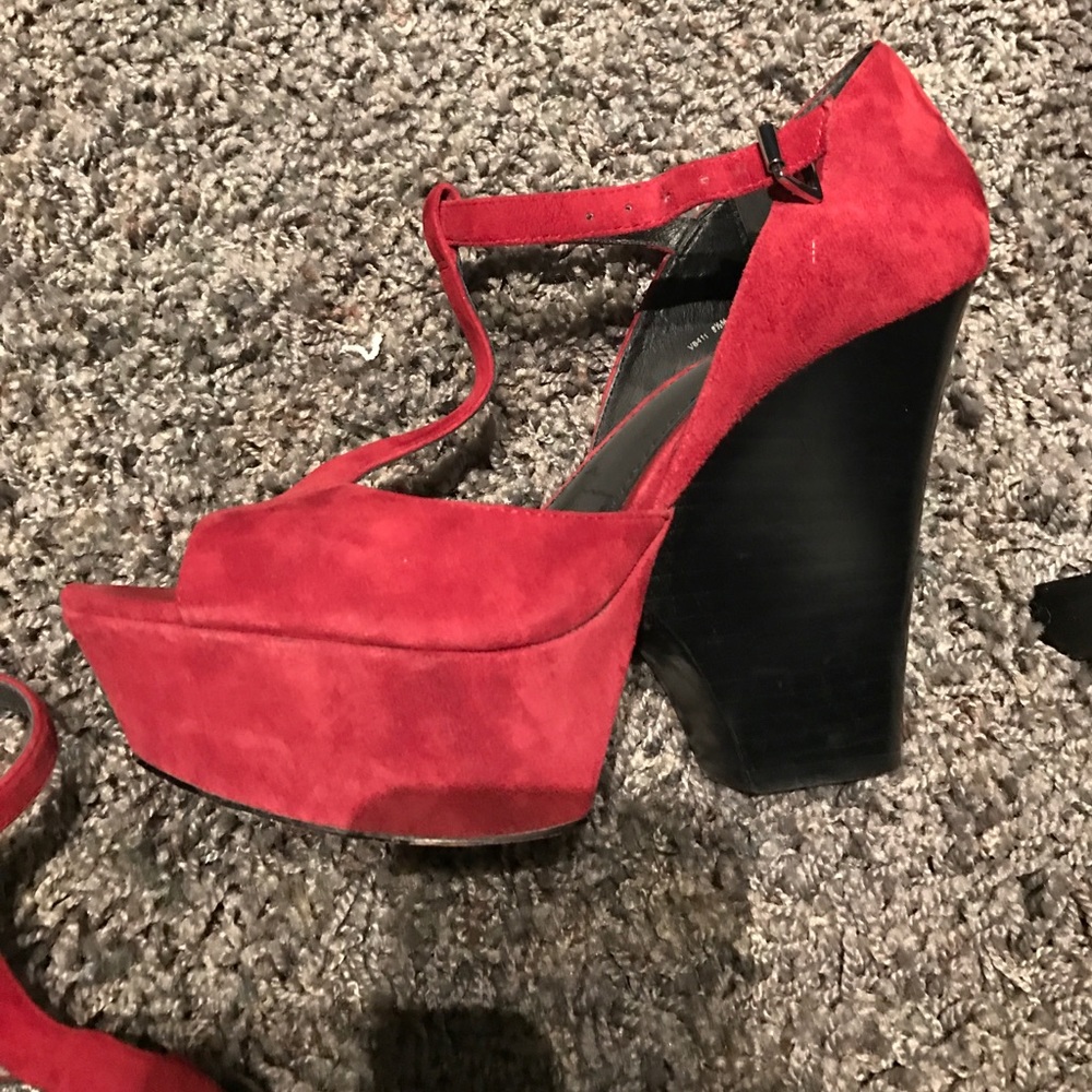 Rachel Zoe platforms!