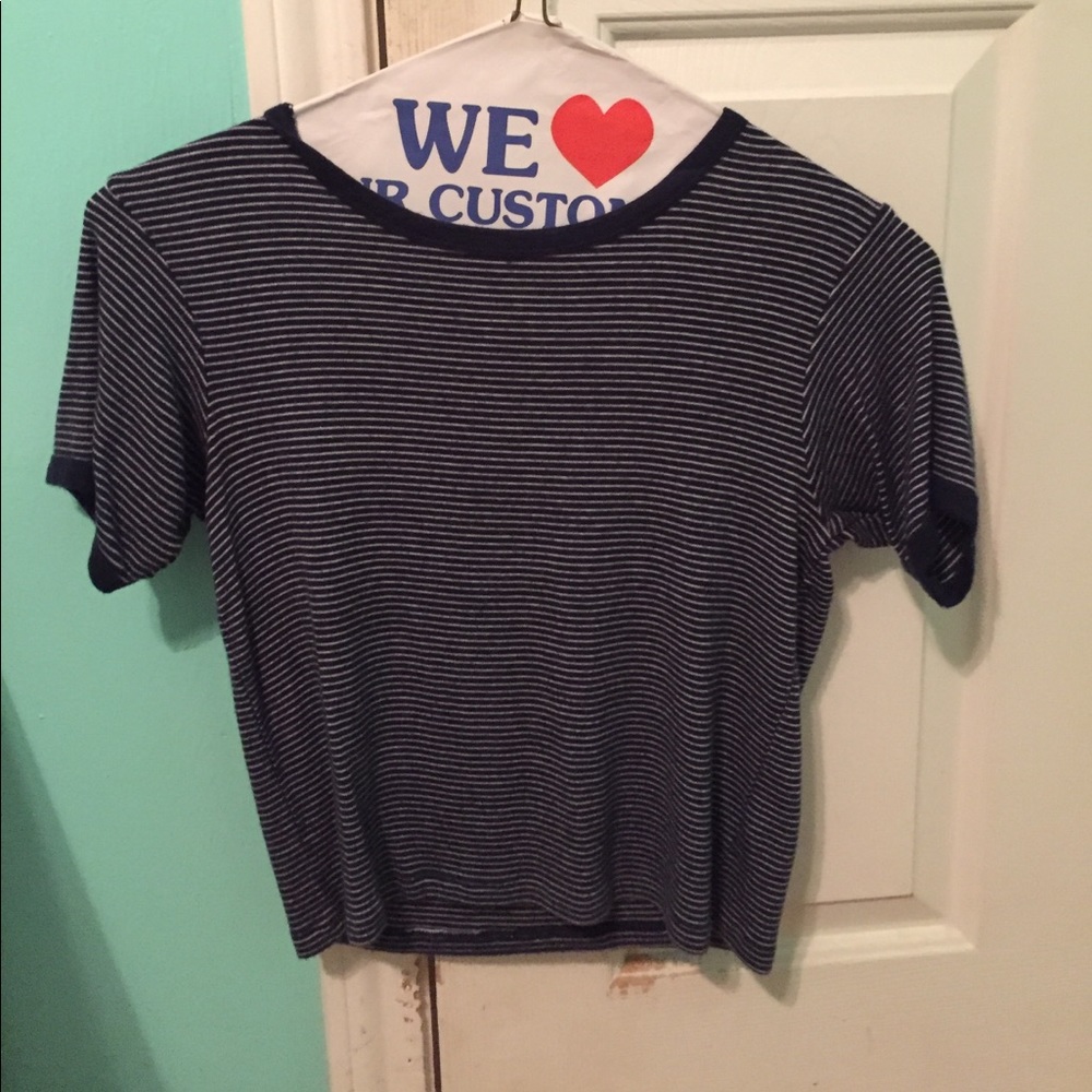 white and navy stripped top