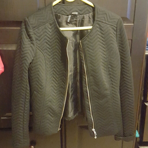 H&M Jackets & Blazers - H&M blazer