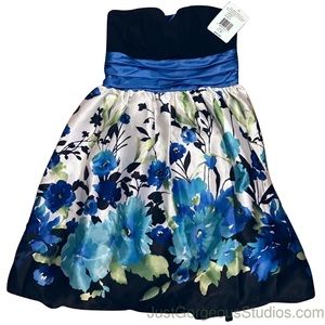 NWT | Floral Dress