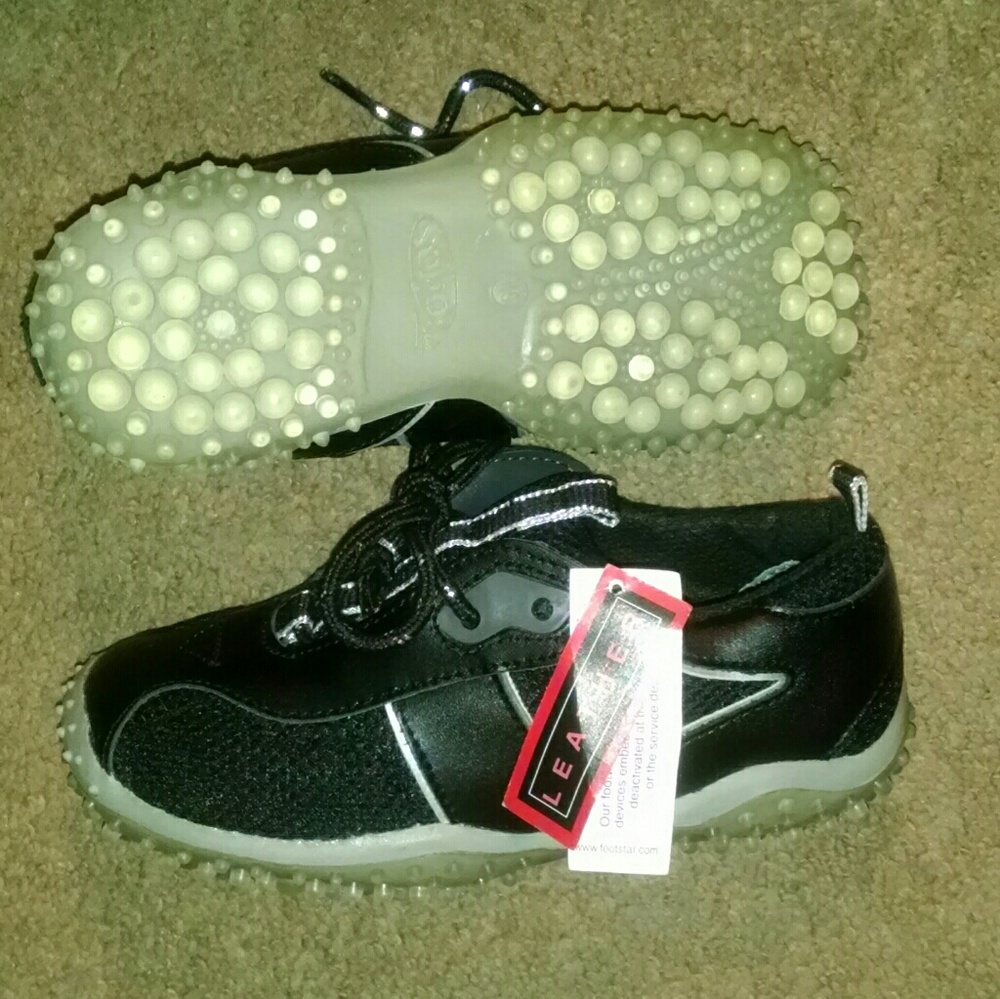 Vintage Rare leather black unique tennis shoes