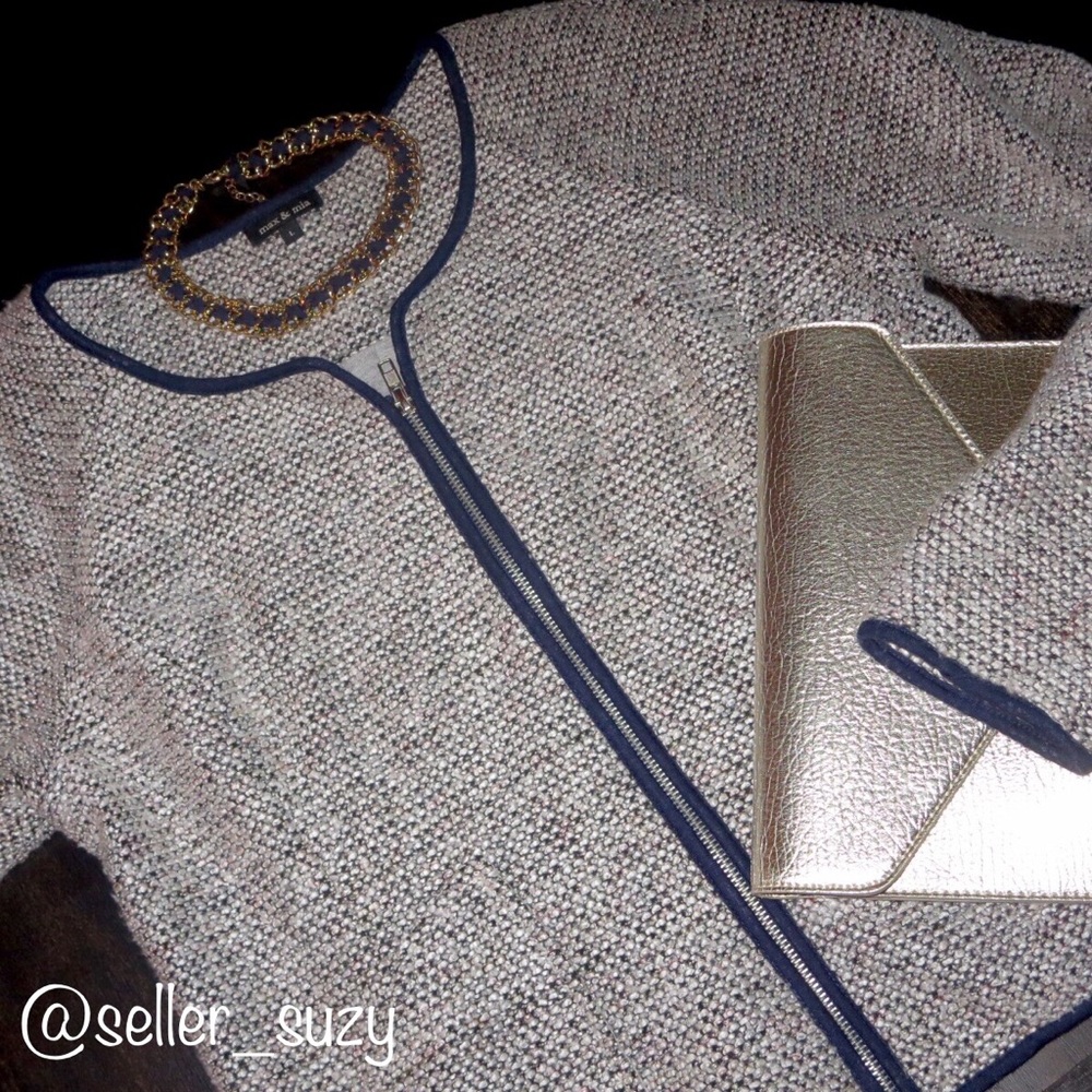 Max and Mia Front Zip Collarless Jacket