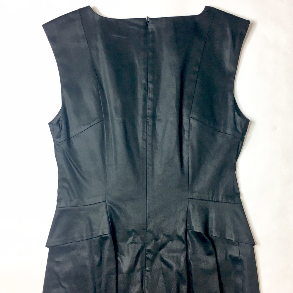 French Connection • Dress - Picture 5 of 6