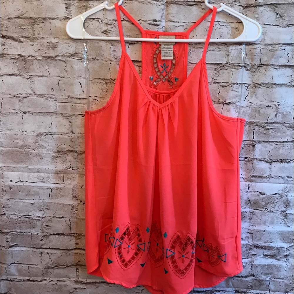 🌷Daytrip razor back tank🌷