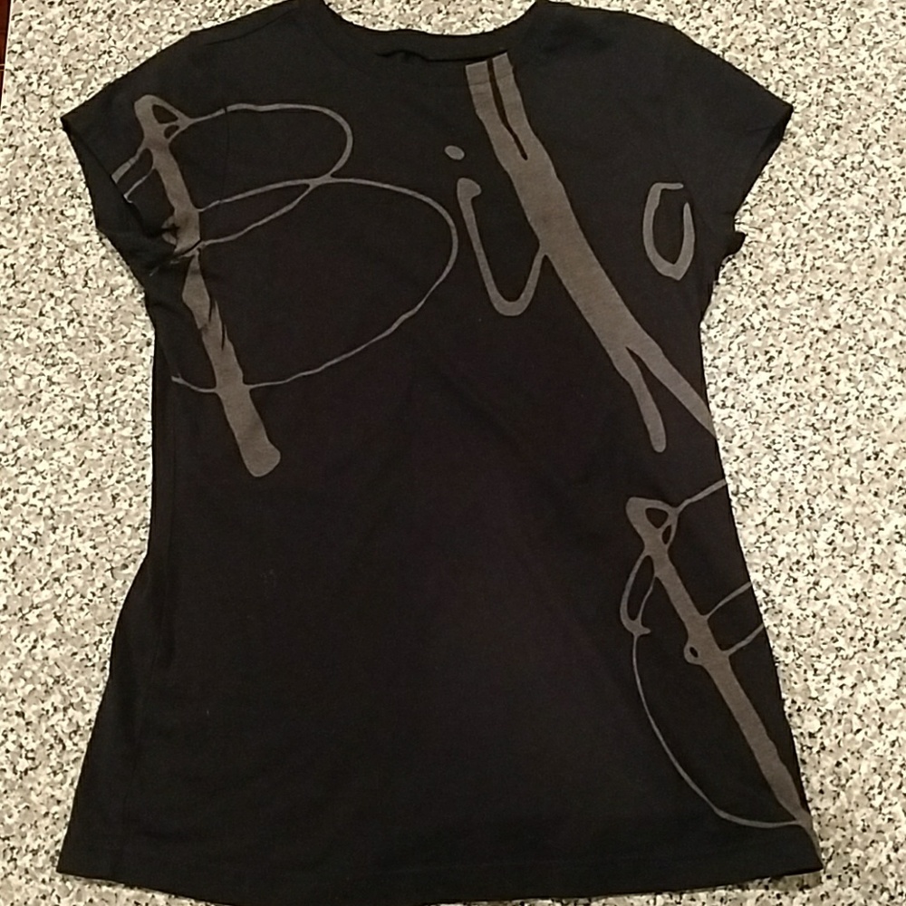 A simple billabong t shirt